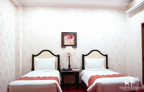 White Knight Hotel Intramuros image 23